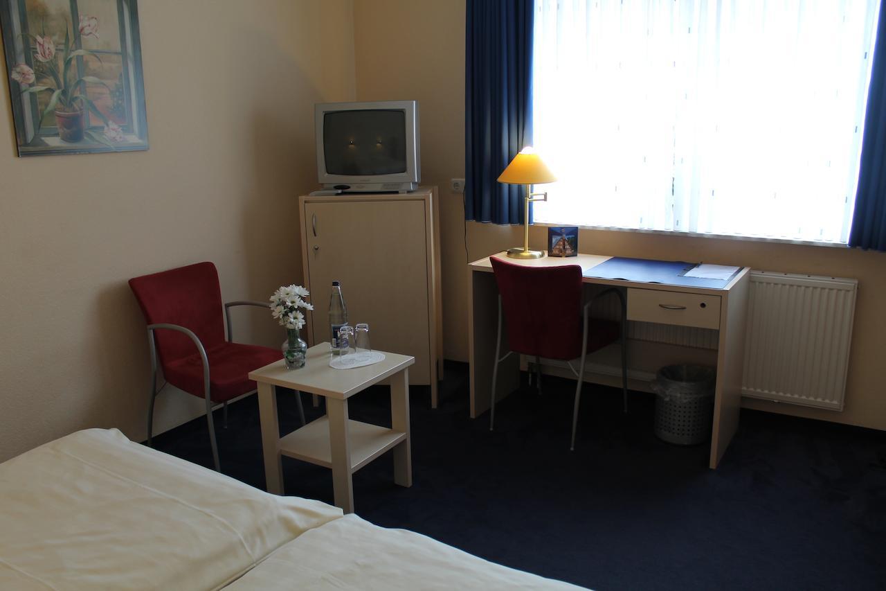 Gasthaus Zur Alten Eiche Hamburg Phòng bức ảnh